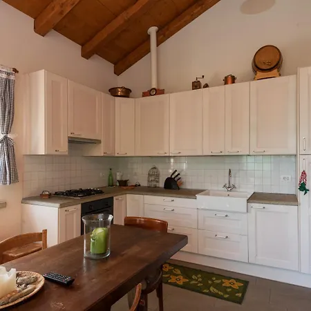 Casetta Del Rio Semesterbostad *