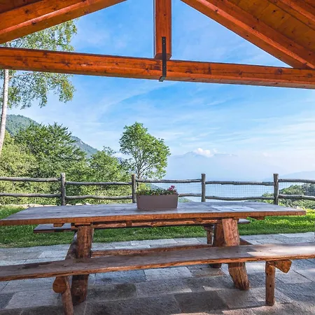 Casa vacanze Casetta Del Rio Stresa